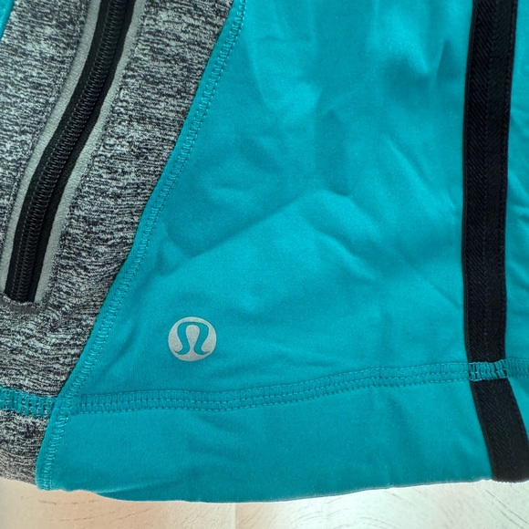 Lululemon- women’s Run for Your life pullover. Size 4. Teal blue with hood - Picture 6 of 10